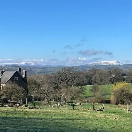 Maddoc'S Hut - Herefordshire Exterior photo