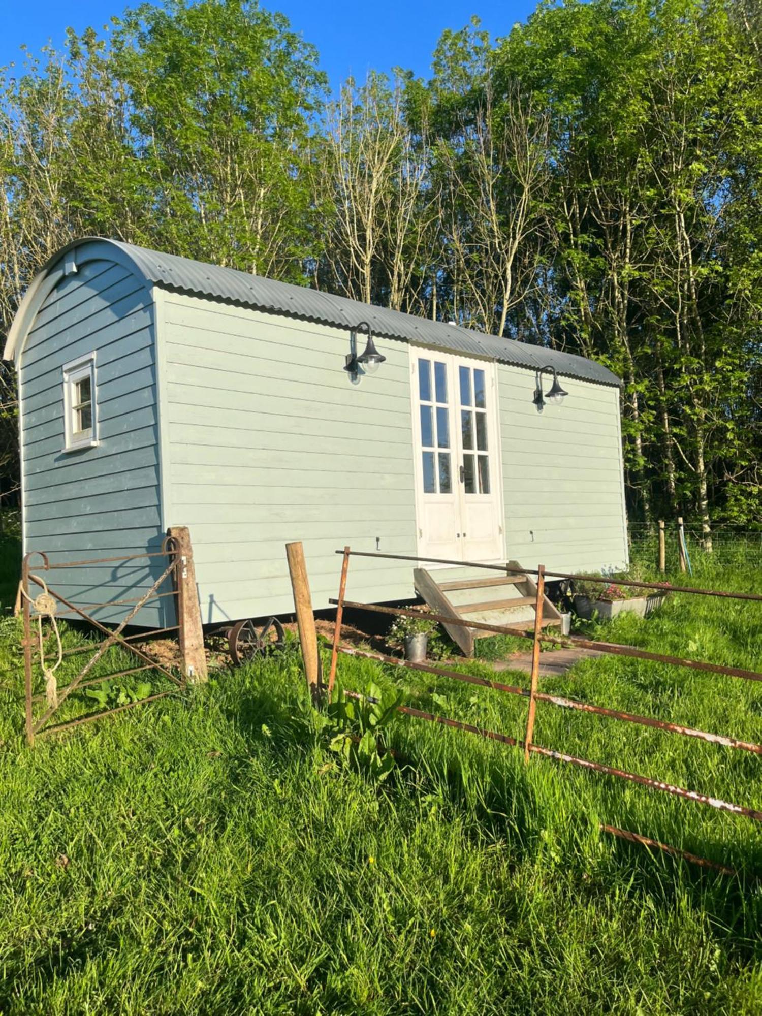 Maddoc's Hut - Herefordshire * Hereford